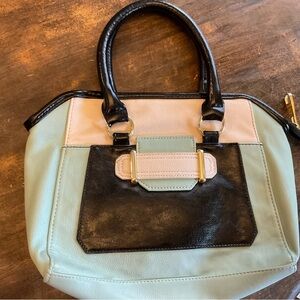 Steve Madden Stylish Multi-Color Women's Handbag